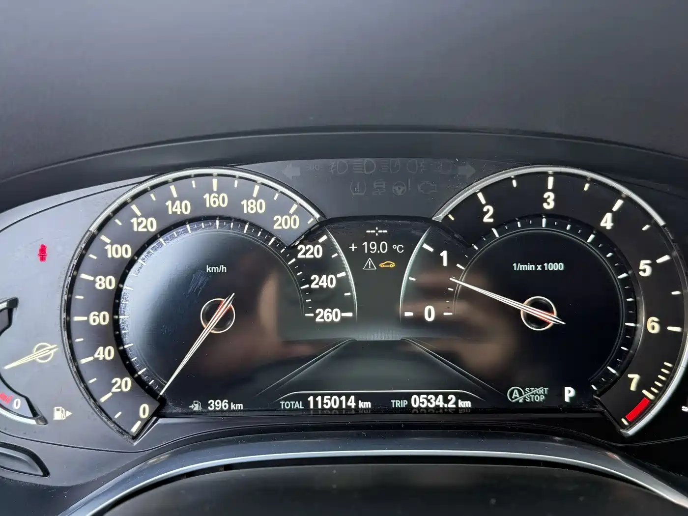 BMW 7 Series 2017 730Li Leading Edition фото 5