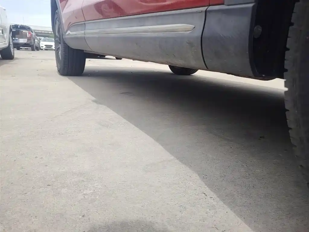 Dongfeng Fengguang Fengguang ix5 2019 2019 220T CVT Smart Style China V