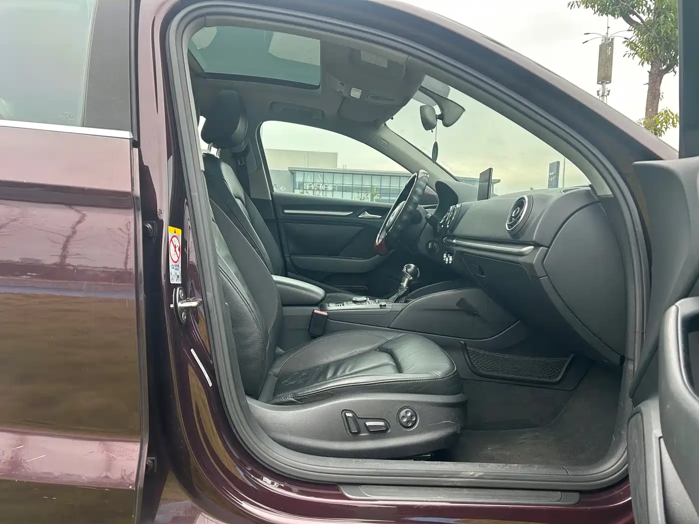 Audi A3 2015 Limousine 40 TFSI Automatic Comfort фото 6