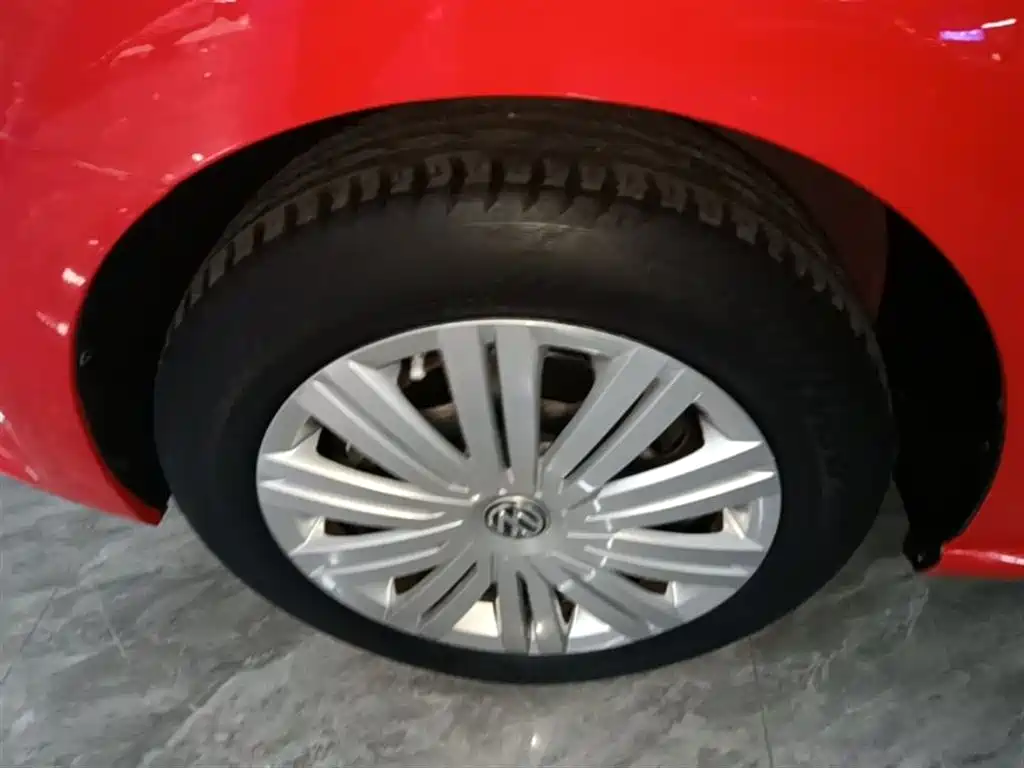 Volkswagen Polo 2016 1.6L Automatic Comfort фото 23