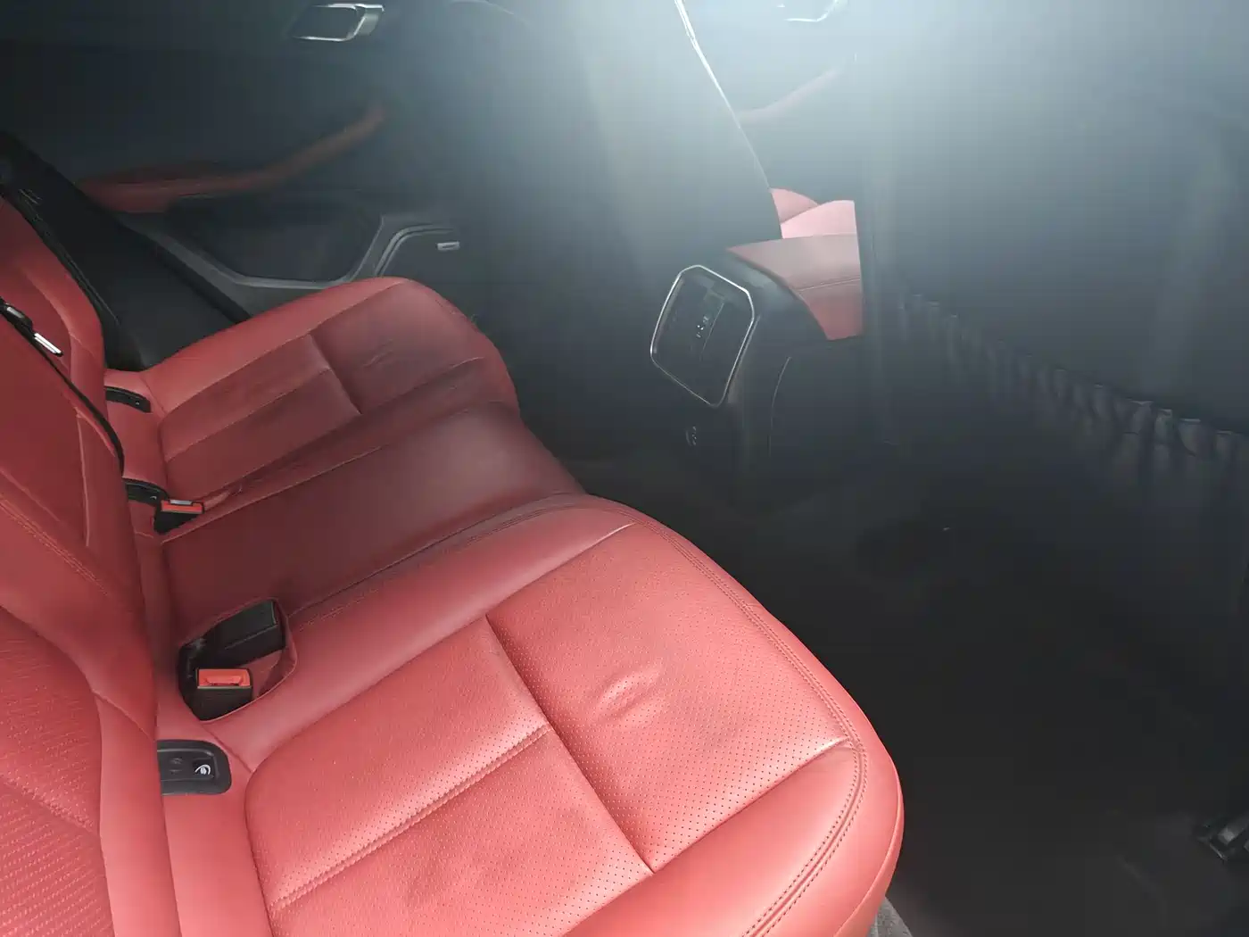 Porsche Macan 2018 Macan 2.0T фото 11