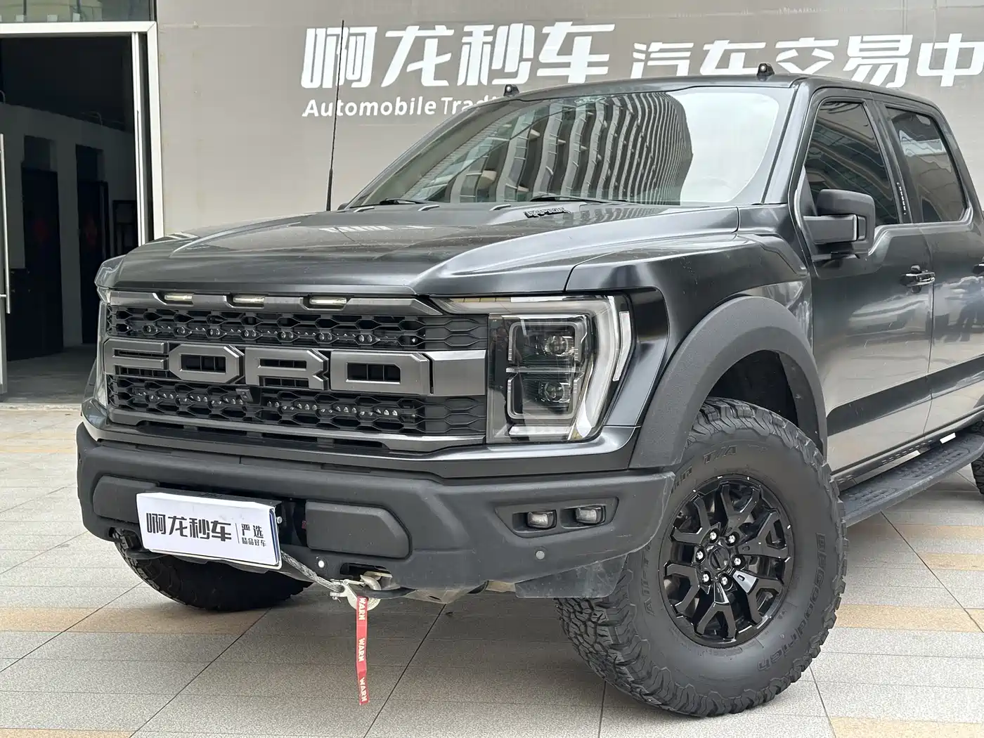FORD F-150 RAPTOR