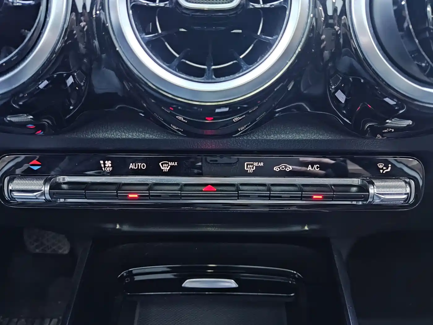 Mercedes-Benz GLB 2021 GLB 180 Style фото 17