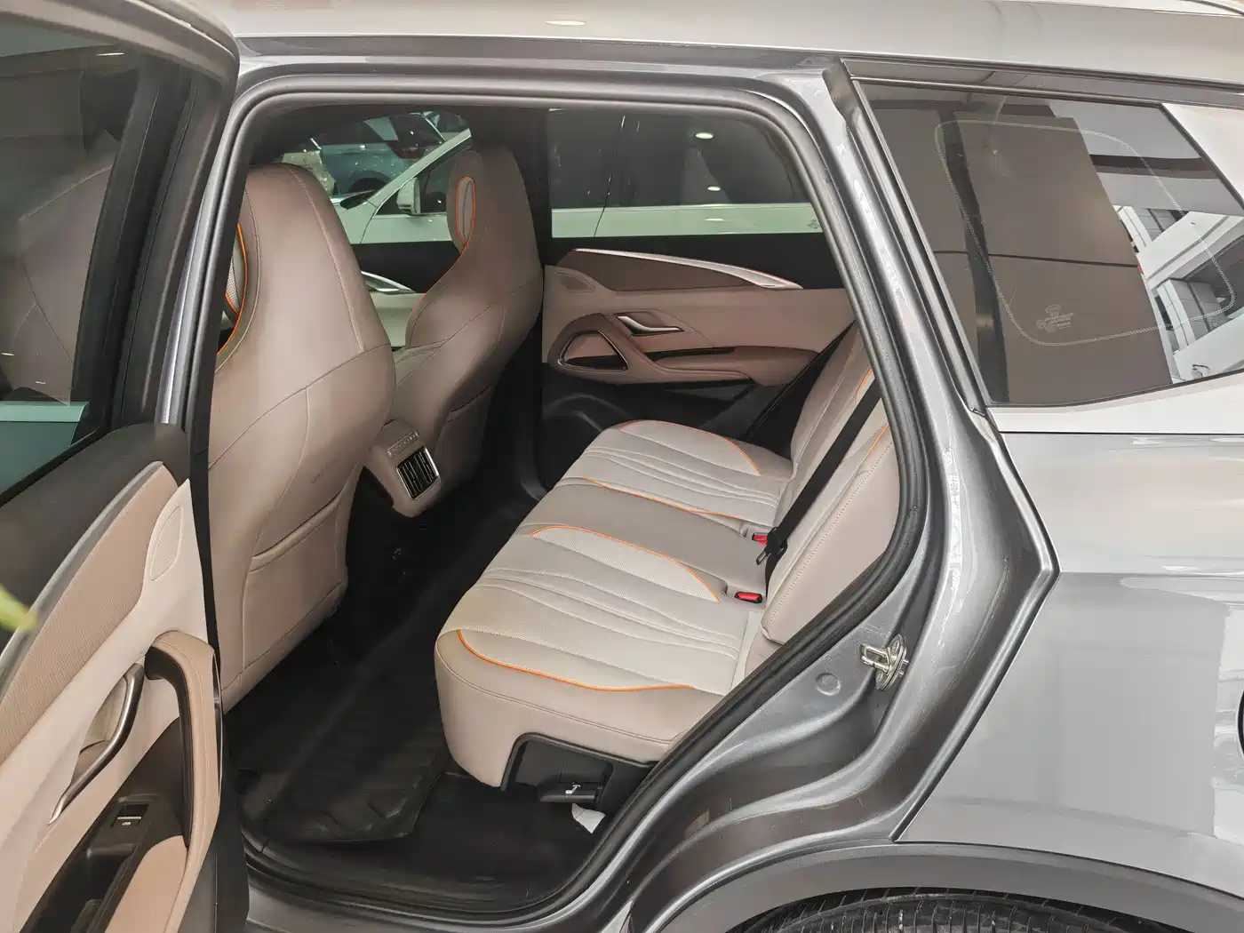 BYD Song Pro New Energy 2024 Glory Edition DM-i 110KM Surpassing фото 16