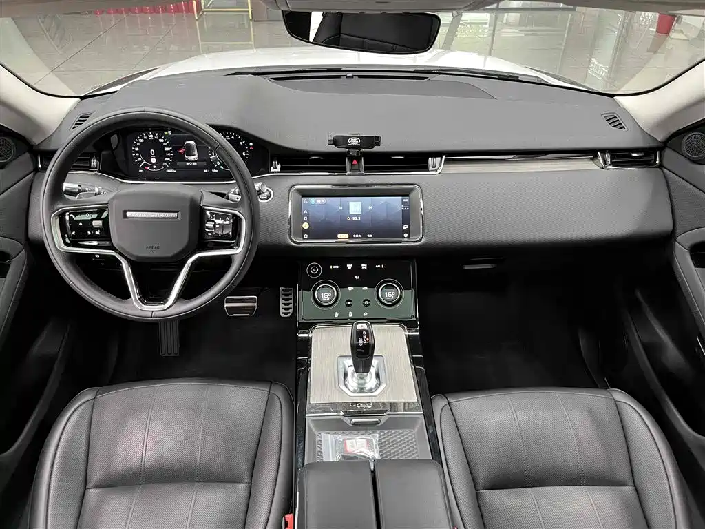 Land Rover Range Rover Evoque 2021 Range Rover Evoque L 249PS R-Dynamic S Performance Edition фото 2