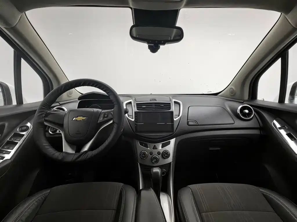 Фото 5 - Chevrolet Trax