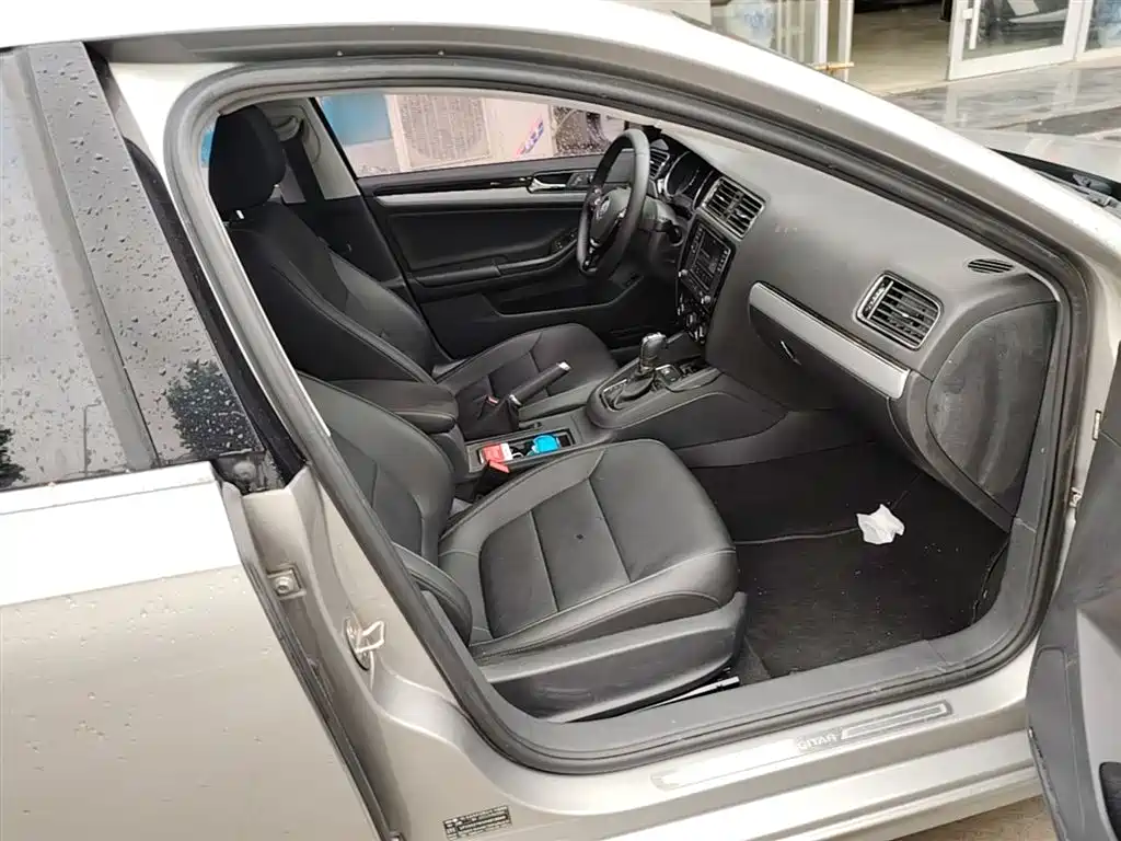 Volkswagen Sagitar 2018 280TSI DSG Comfort фото 25