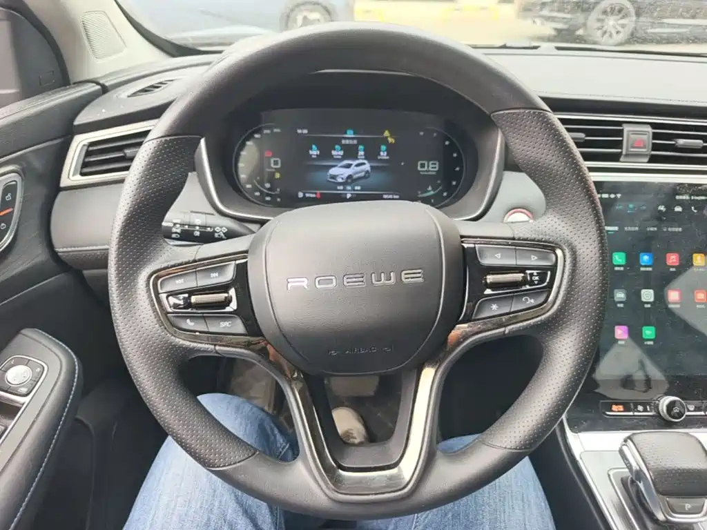 Roewe RX5 2025 2025 PLUS 330TGI Auto Trend-Setting Smart Edition