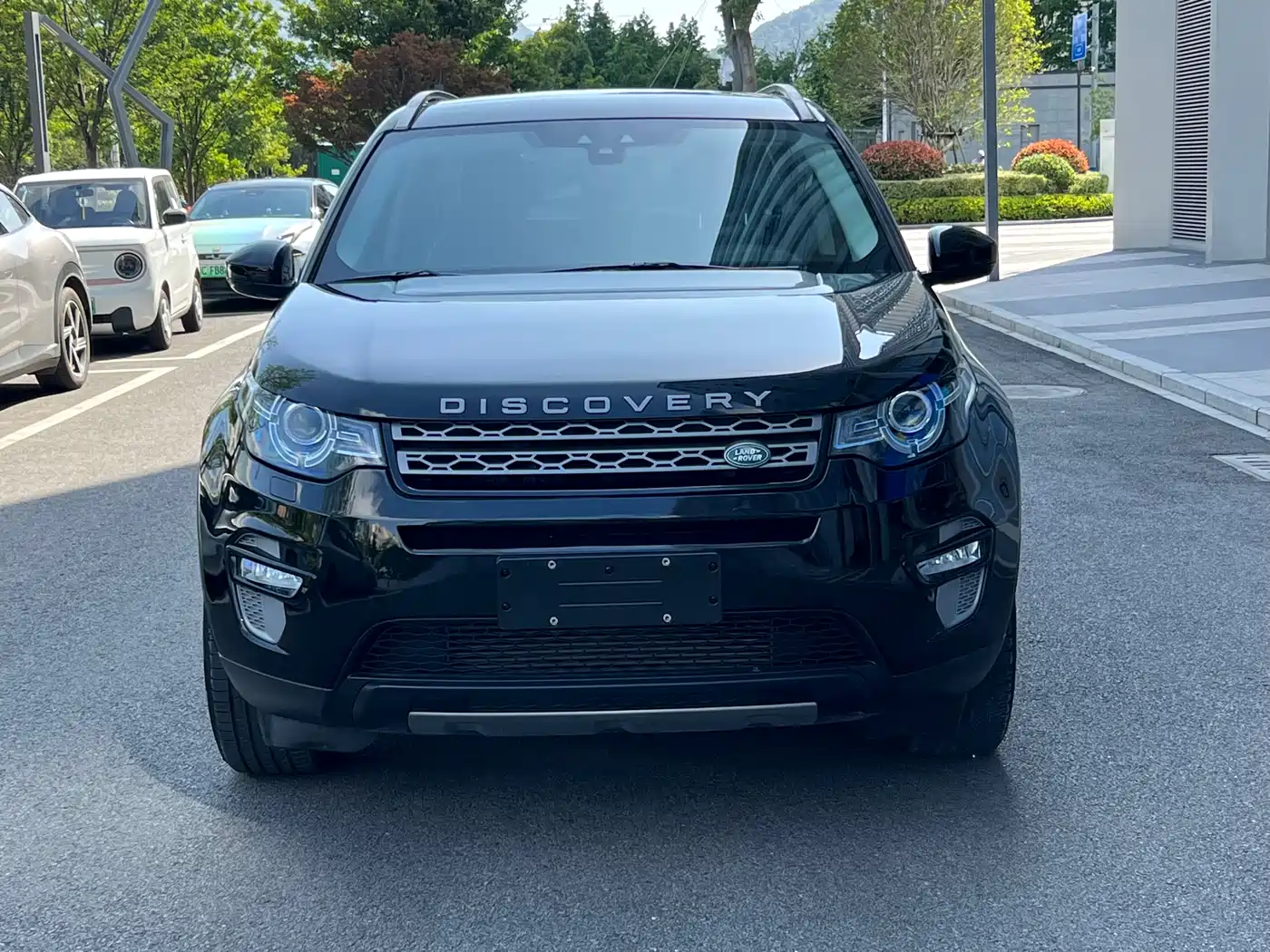 Land Rover Discovery Sport 2017 2.0T PURE фото 2