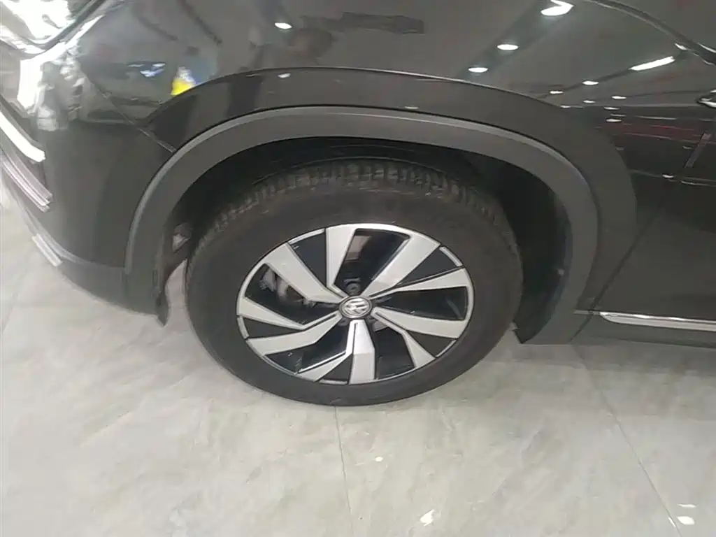 Volkswagen Tayron 2020 330TSI 2WD Luxury Smart Edition фото 23