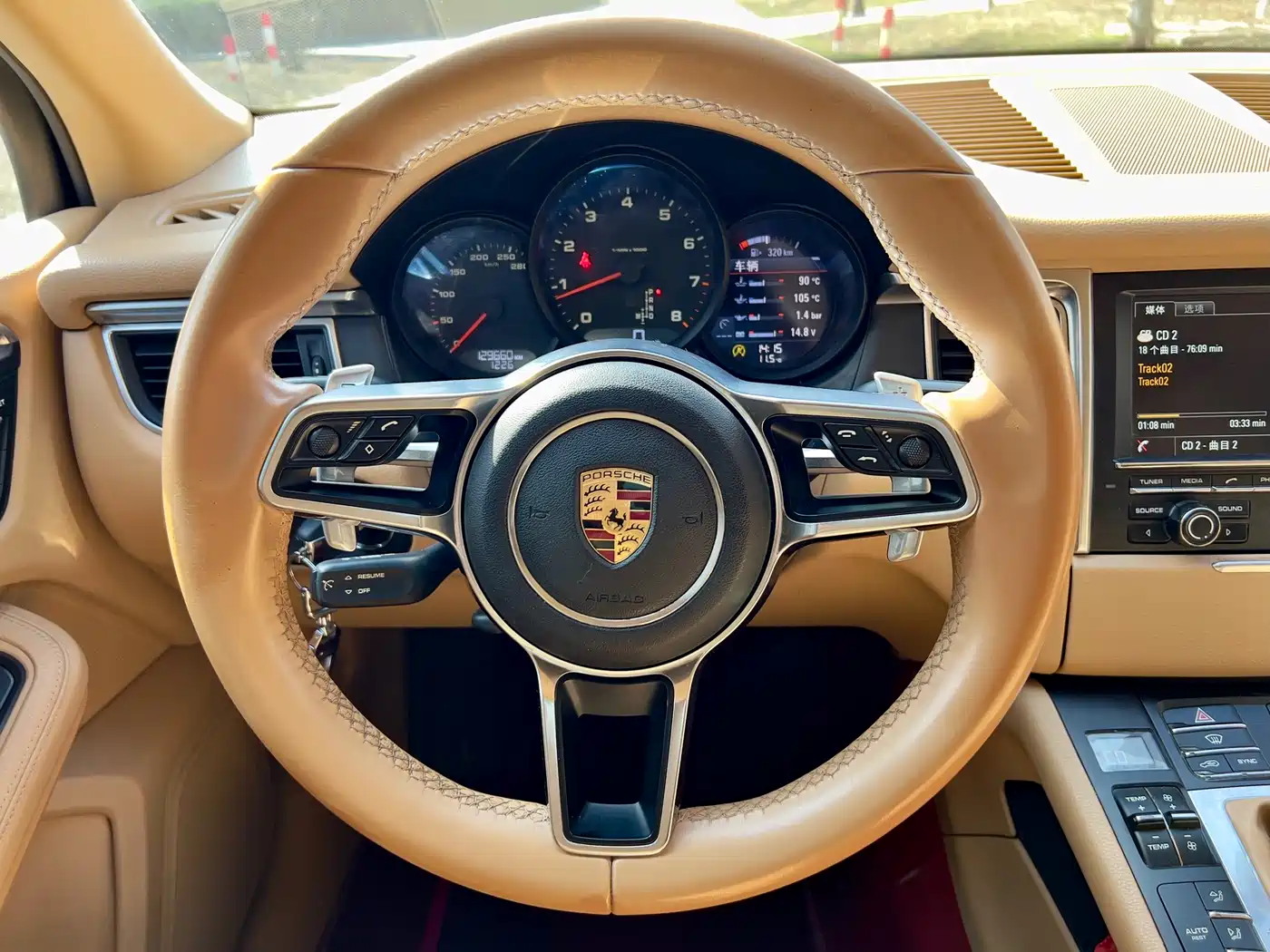 Porsche Macan 2016 Macan 2.0T фото 10