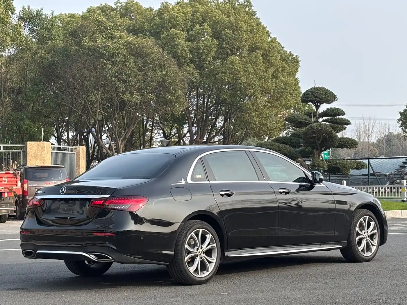 Mercedes-Benz E-Class 2021 Facelift E 300 L Sport Luxury фото 7