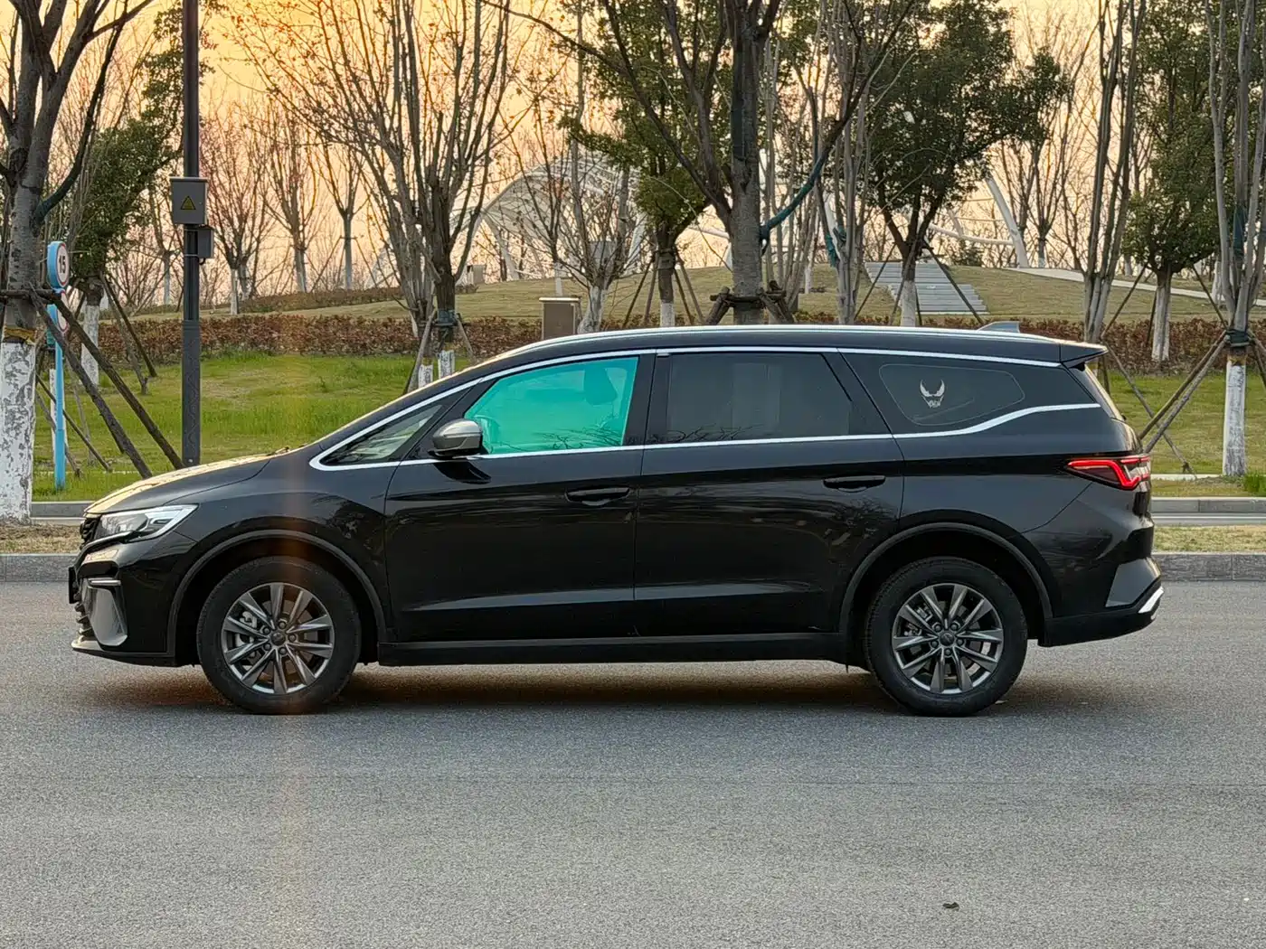 GEELY AUTOMOBILE JIAJIE