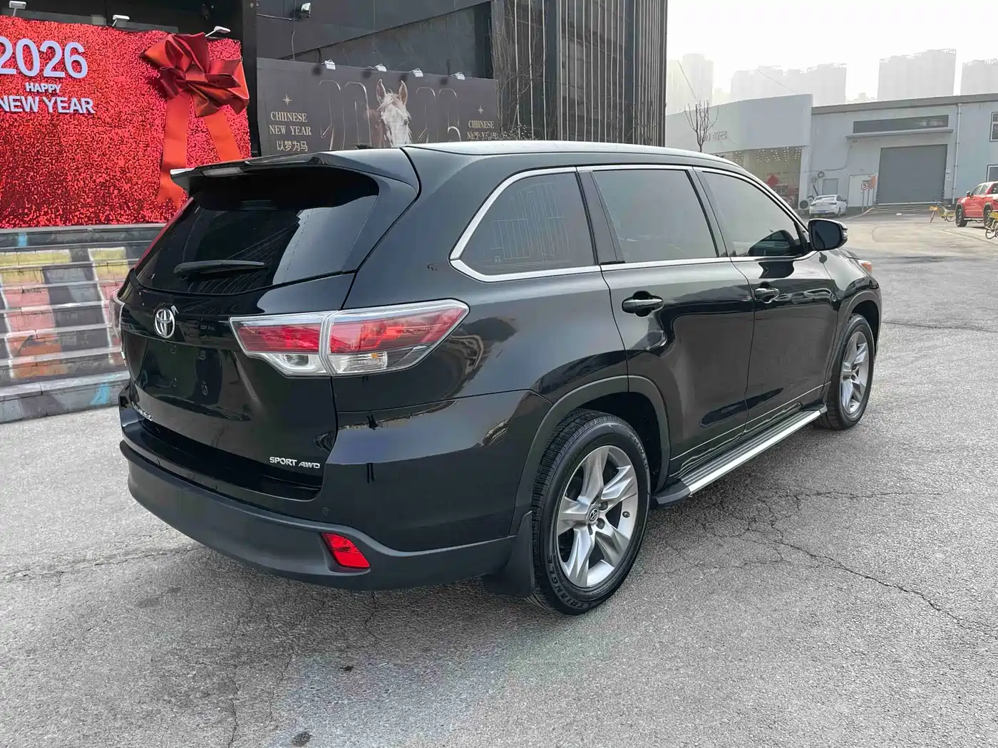 TOYOTA HIGHLANDER