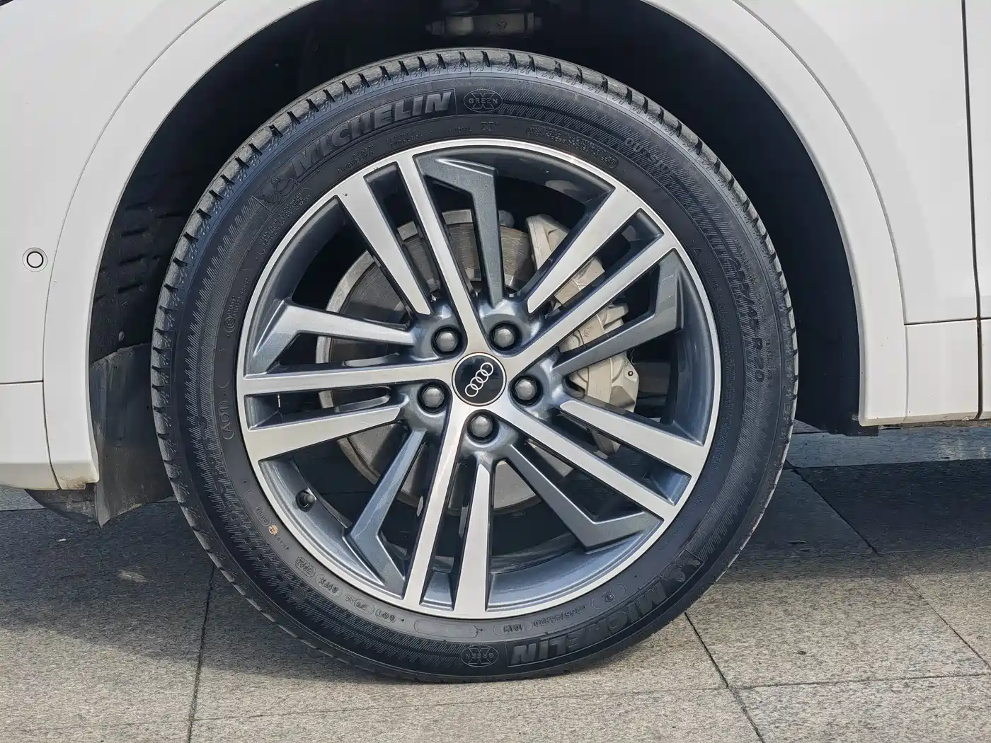 Audi Q5L 2022 40T Luxury Dynamic фото 22