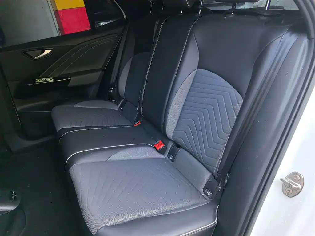 Volkswagen ID.3 2024 Pure Smart Edition фото 17