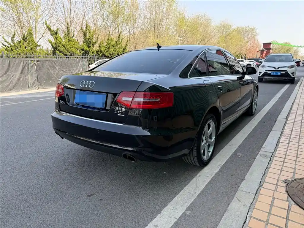 Audi A6L 2011 3.0 TFSI quattro Luxury фото 14