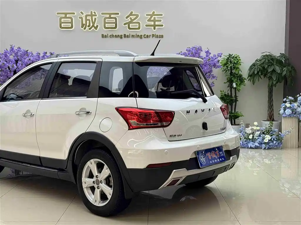 Haval H1 2016 Red Label 1.5L AMT Luxury фото 9