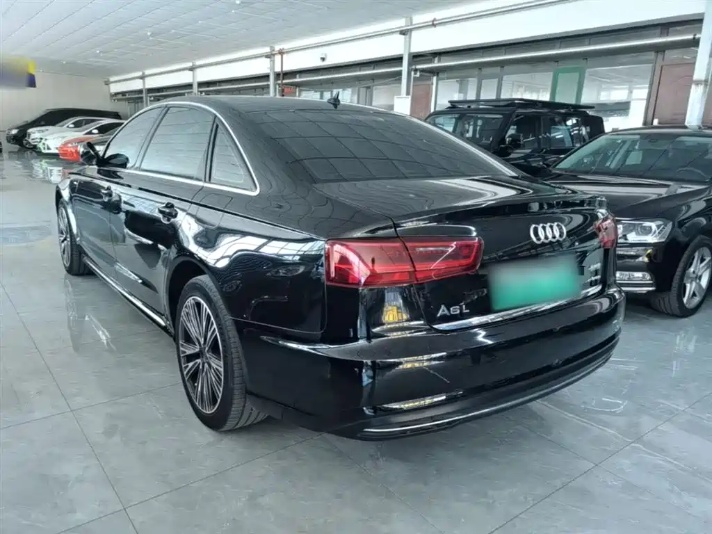 Audi A6L New Energy 2018 40 e-tron фото 4