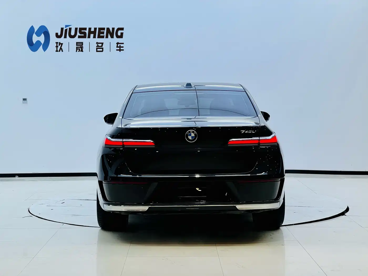 BMW 7 Series 2023 Model 740Li Leading Luxury Package фото 5