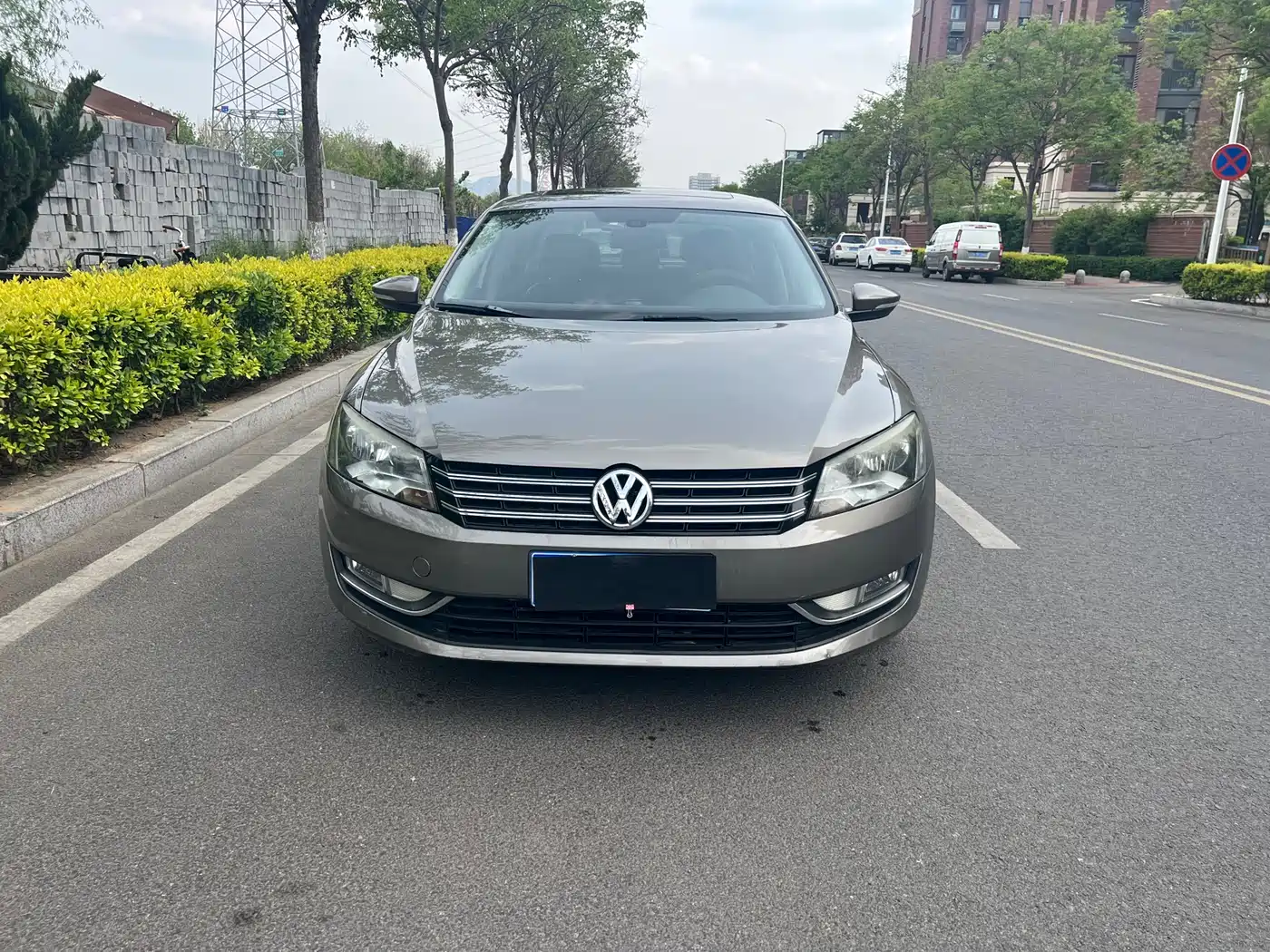 Volkswagen Passat 2011 1.8TSI DSG Honor Edition фото 2