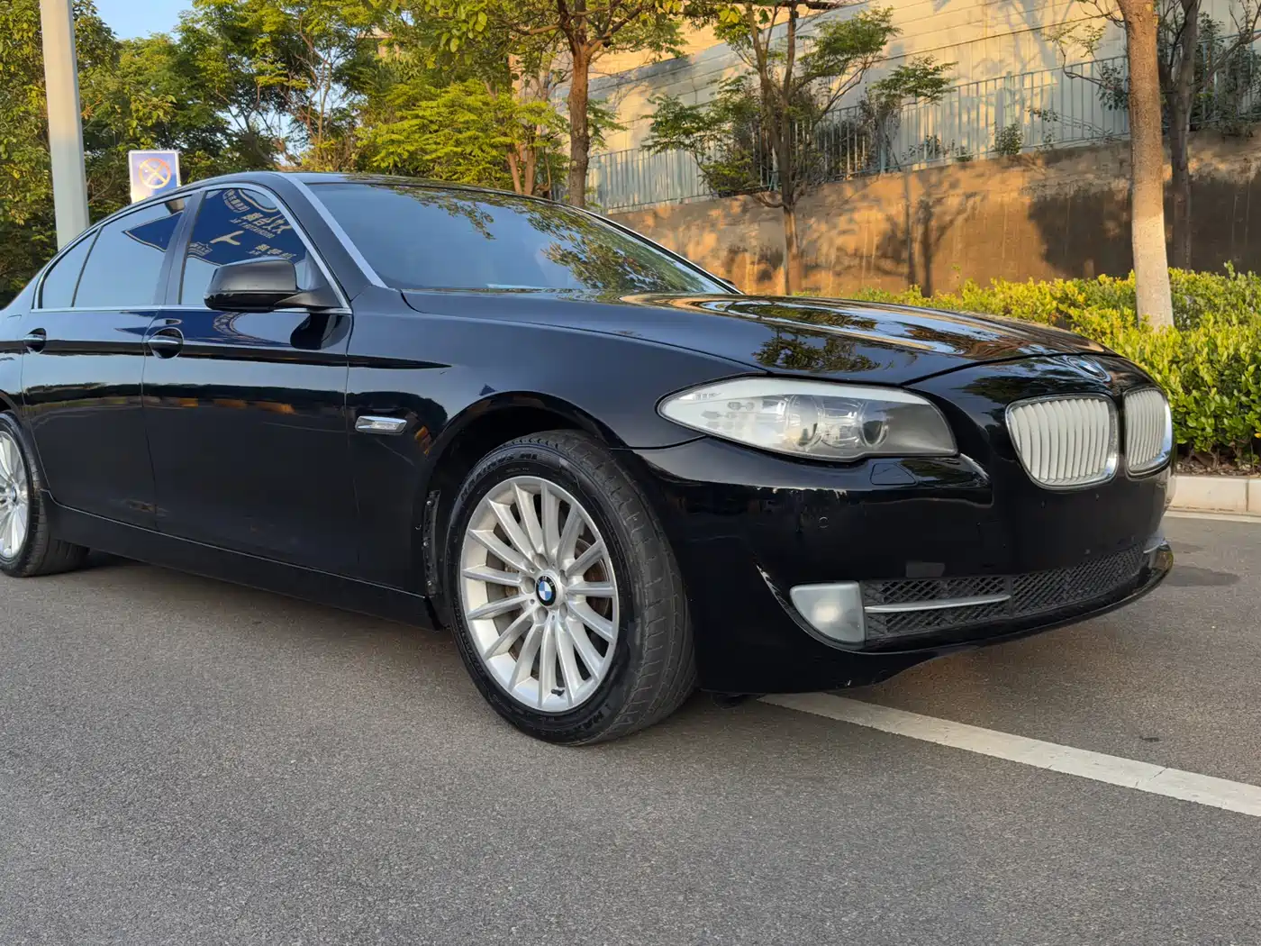 صورة 14 - BMW 5 Series