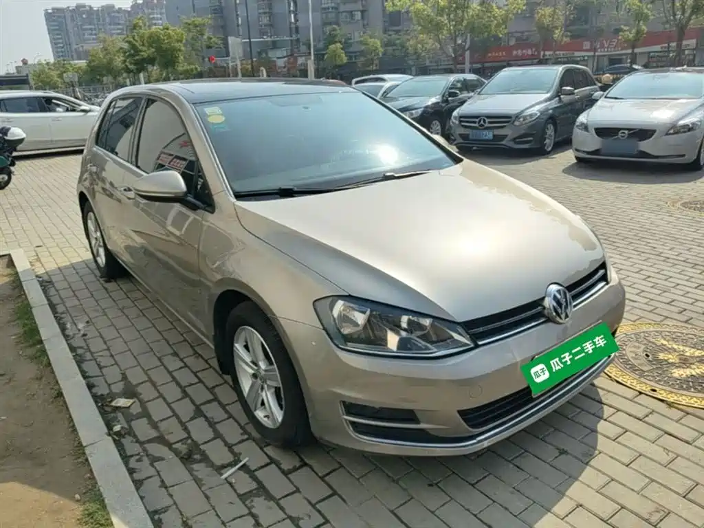 Volkswagen Golf 2016 230TSI Manual Comfort фото 4