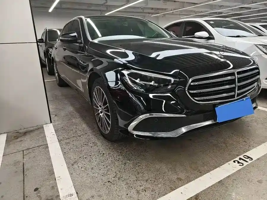 Mercedes-Benz E-Class 2022 E 260 L фото 3