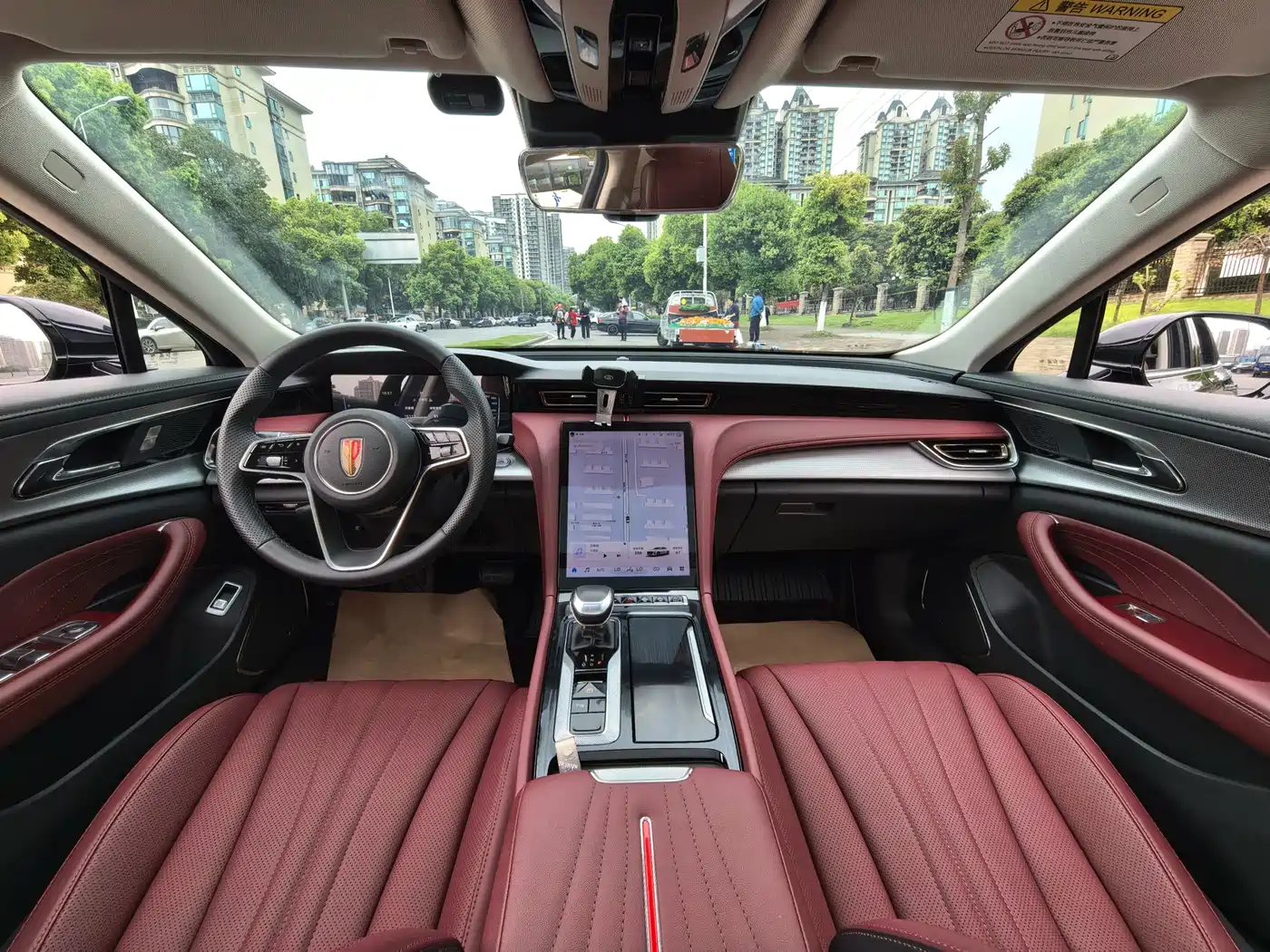 Hongqi H5 2024 1.5T DCT Smart Connect Flag Rhythm Edition фото 4