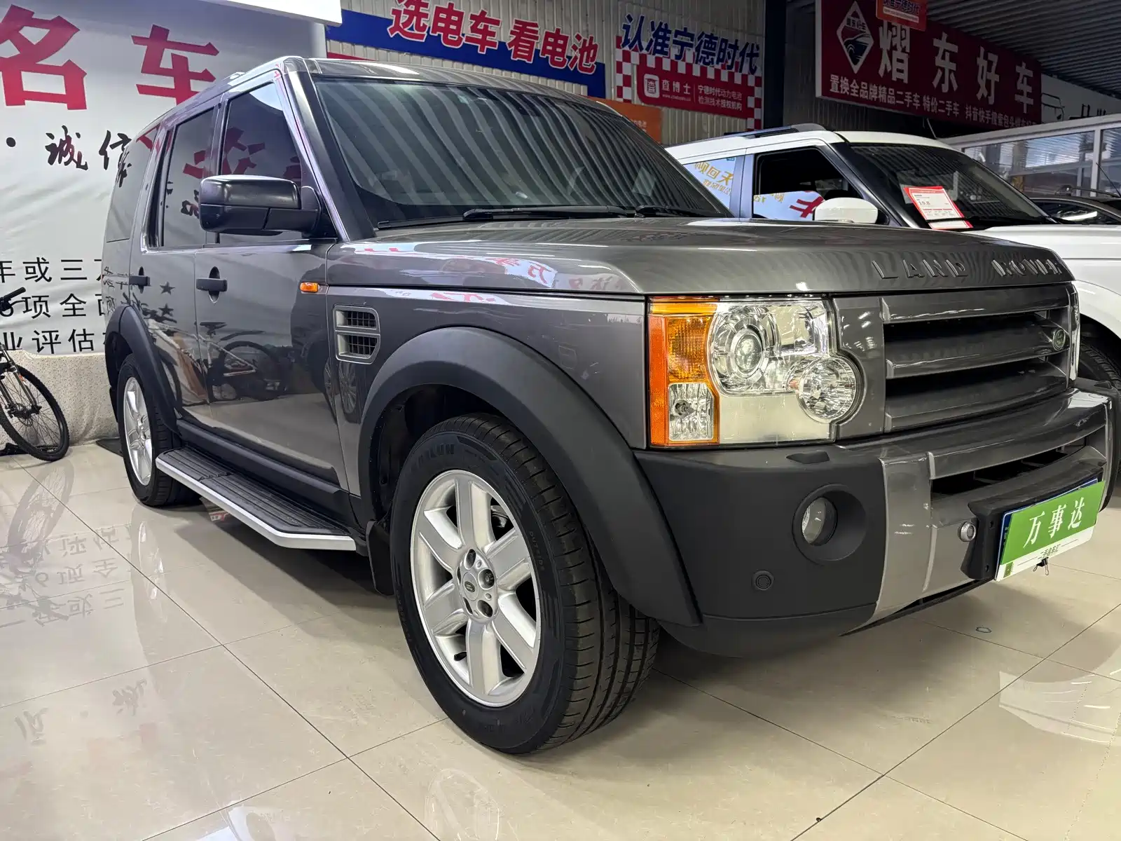 Фото 15 - Land Rover Discovery
