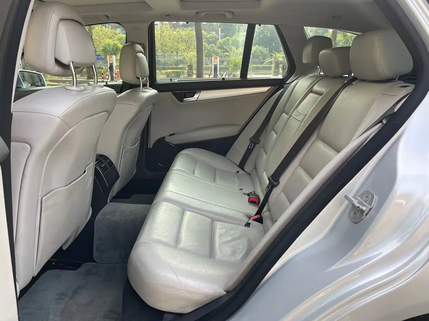 Mercedes-Benz C-Class (Import) 2010 C 300 Wagon фото 7