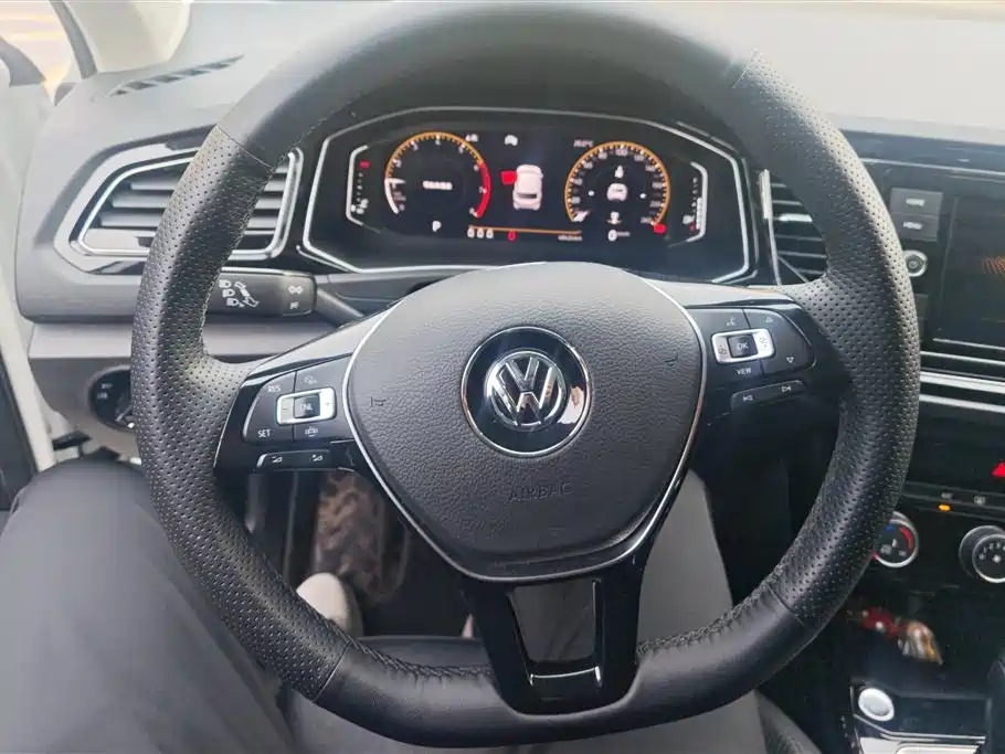 Volkswagen T-ROC 2020 280TSI DSG 2WD Comfort фото 15