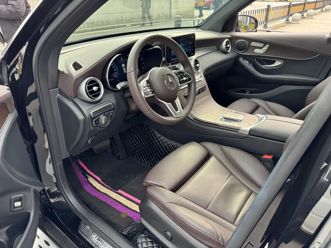 Mercedes-Benz GLC 2022 GLC 300 L 4MATIC Dynamic Collector's Edition фото 7