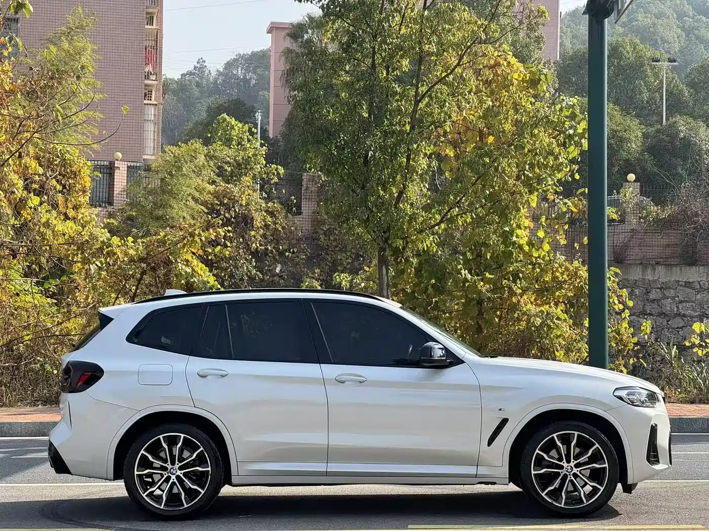 BMW X3 2022 Facelift xDrive30i Leading M Shadow Edition фото 3