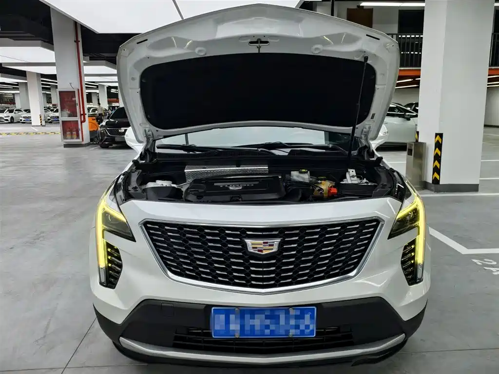 Cadillac XT4 2021 28T FWD Premium Edition фото 19