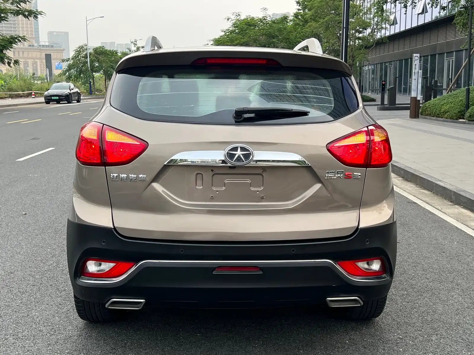 Фото 6 - JAC Refine S3