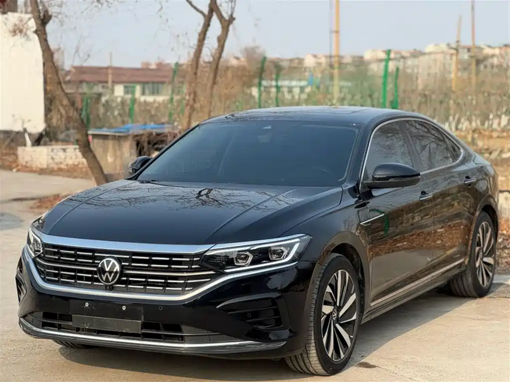 Volkswagen Passat 2025 Outstanding 380TSI Dragon Glory Edition