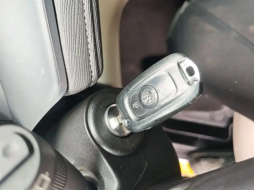 Buick GL6 2018 18T 6-Seater Elite фото 8