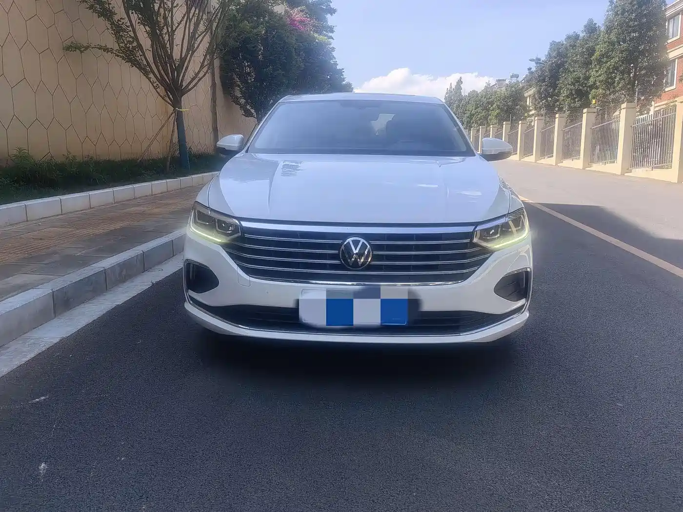 Volkswagen Lavida 2023 280TSI DSG Comfort Edition фото 2