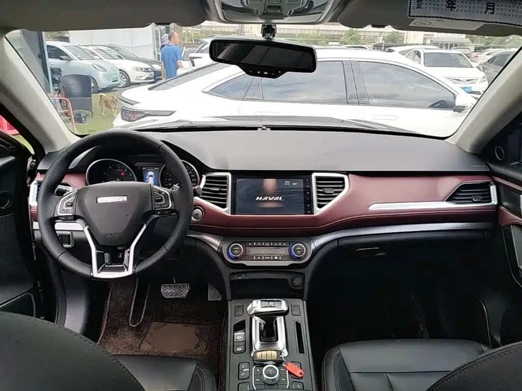 Haval H6 Coupe 2019 1.5T Auto 2WD Luxury Smart Edition China VI фото 10