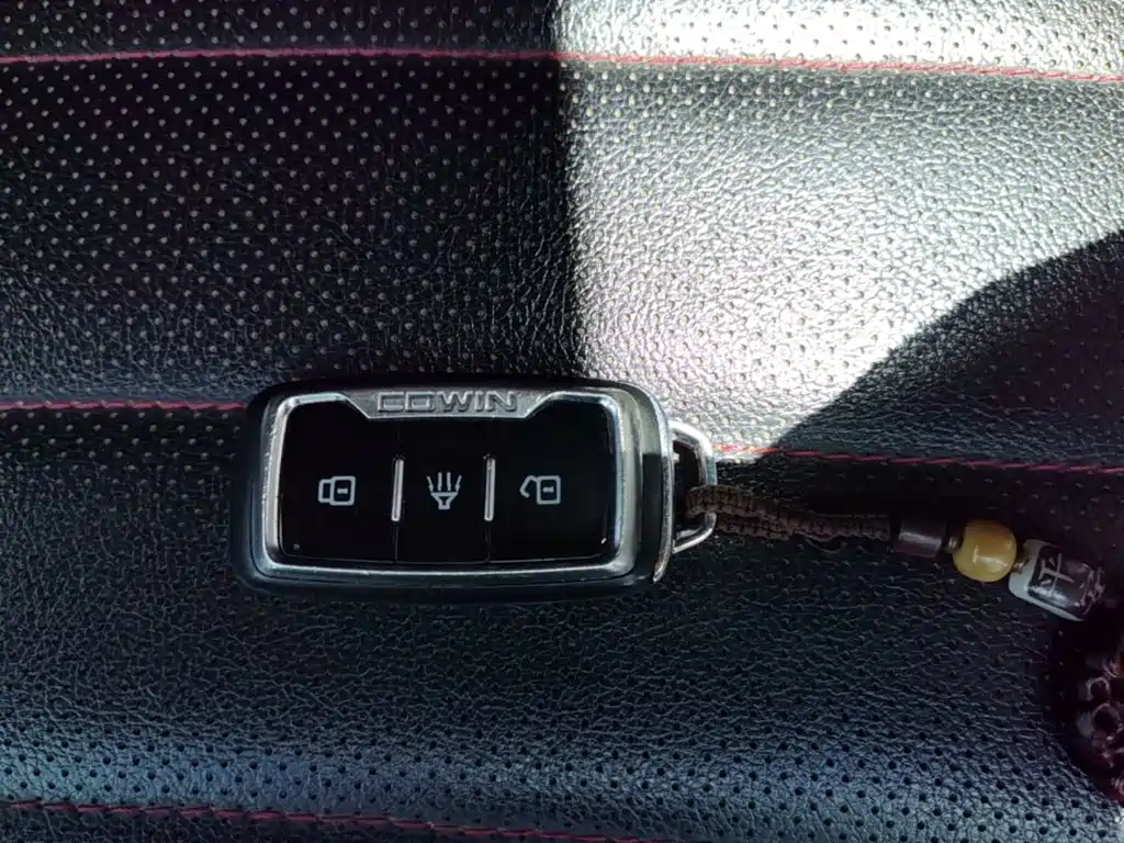 Cowin Kaiyi X3 2016 2016 1.6L CVT Enthusiast Edition