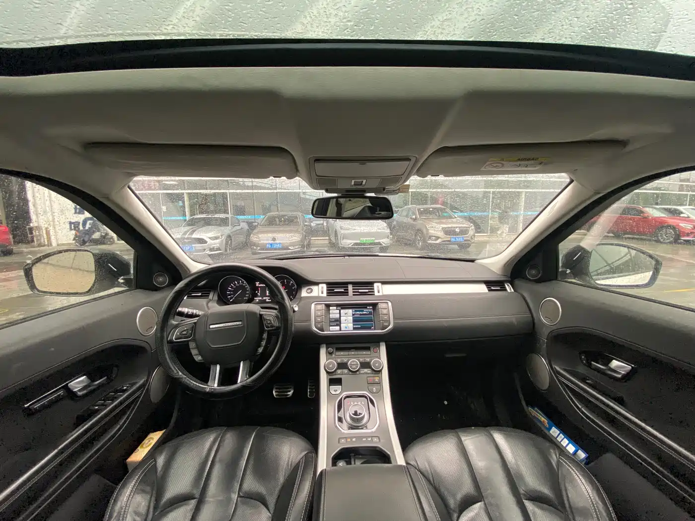 Land Rover Range Rover Evoque (Import) 2014 2.0T 5-door Brilliance Sport фото 8