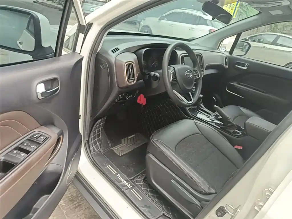 GAC Trumpchi Trumpchi GS3 2017 150N Automatic Elite фото 16