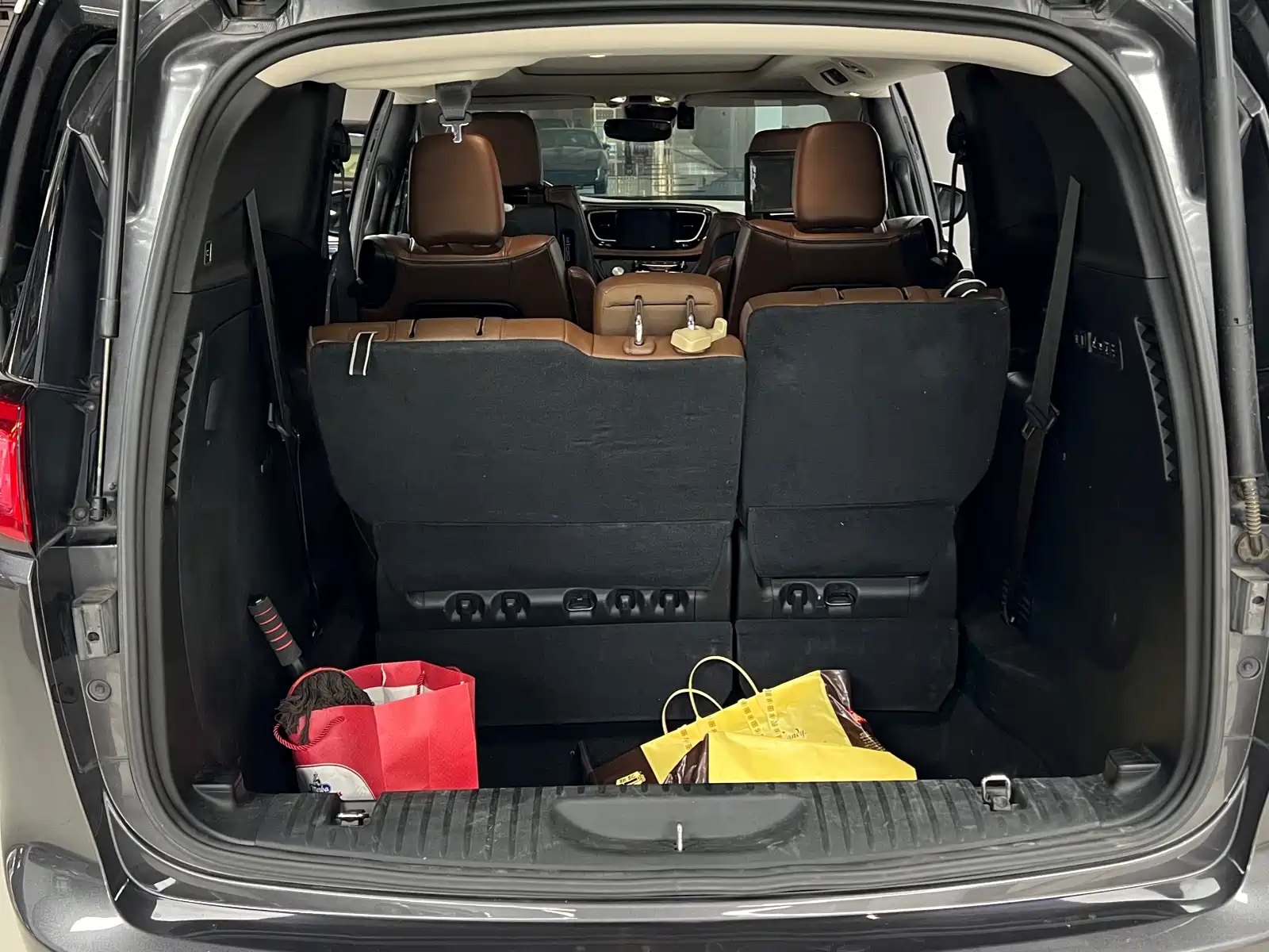 Фото 31 - Chrysler Pacifica