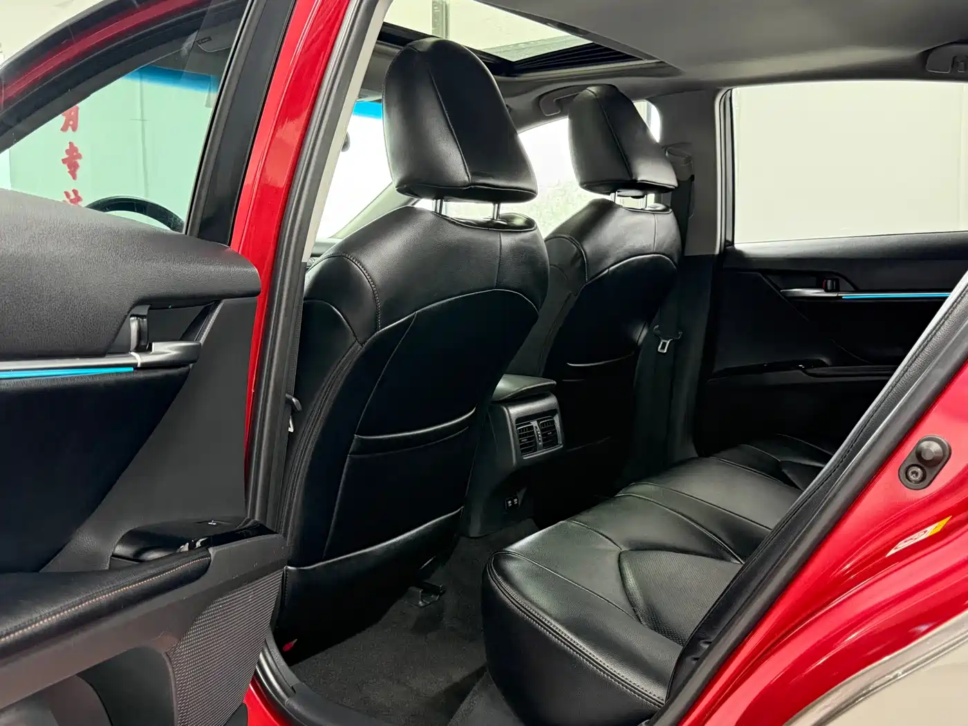 Toyota Camry 2018 2.0S Sport Edition фото 6