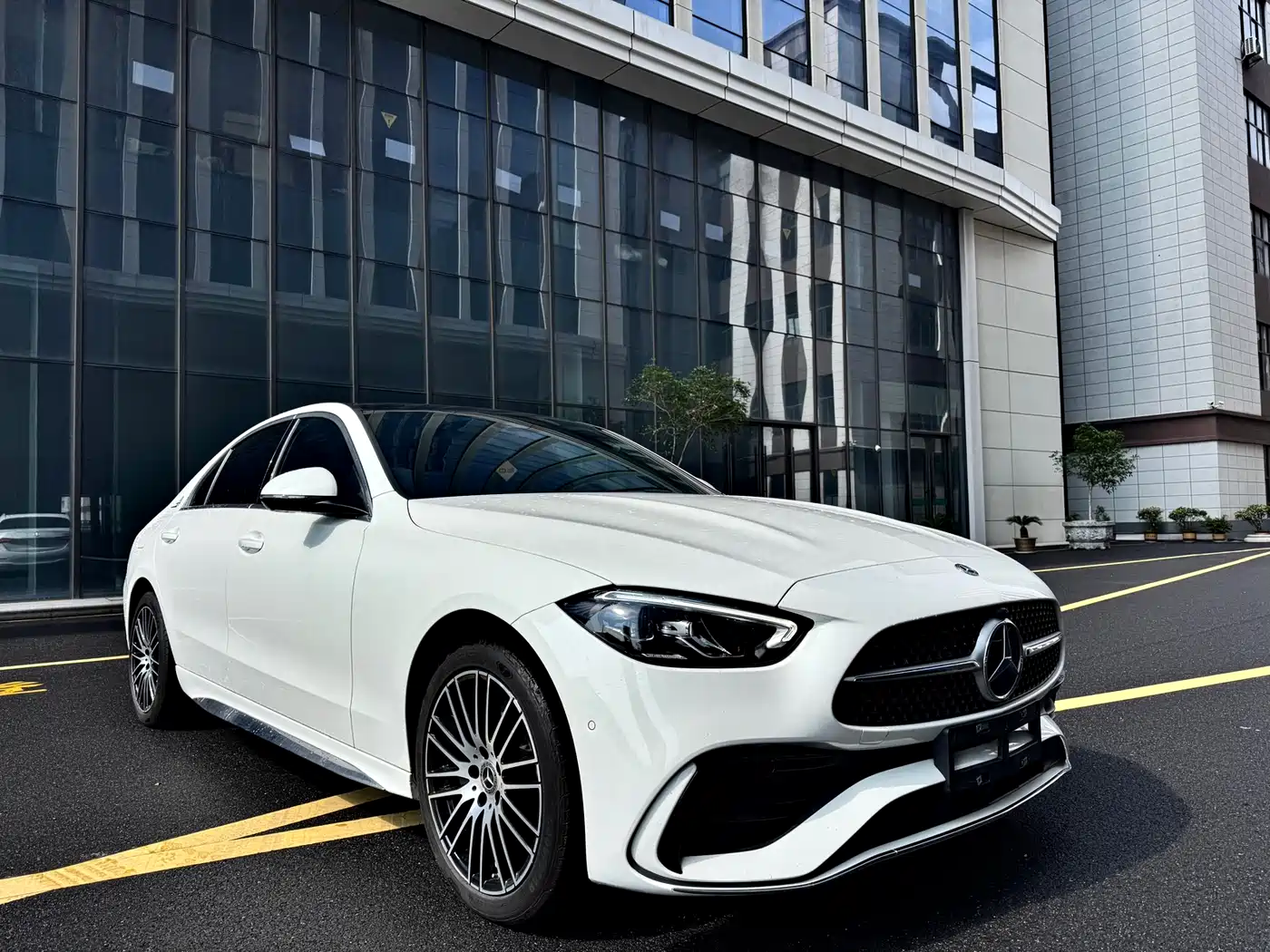 Mercedes-Benz C-Class 2022 C 260 L Sport Edition фото 3