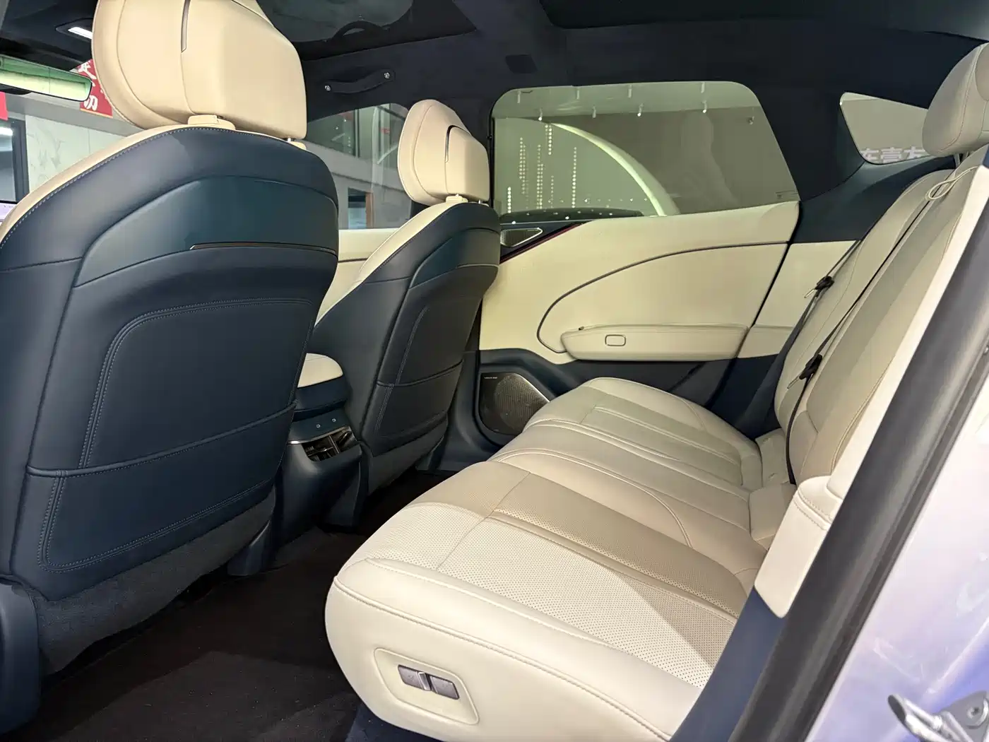 ZEEKR EXTREME KRYPTON 007