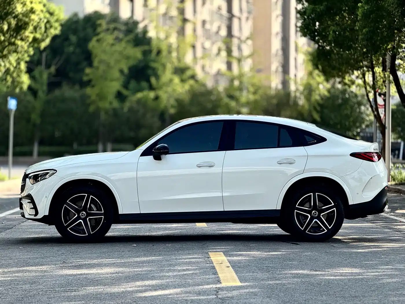 Mercedes-Benz GLC Coupe 2026 2026 GLC 260 4MATIC Coupe SUV