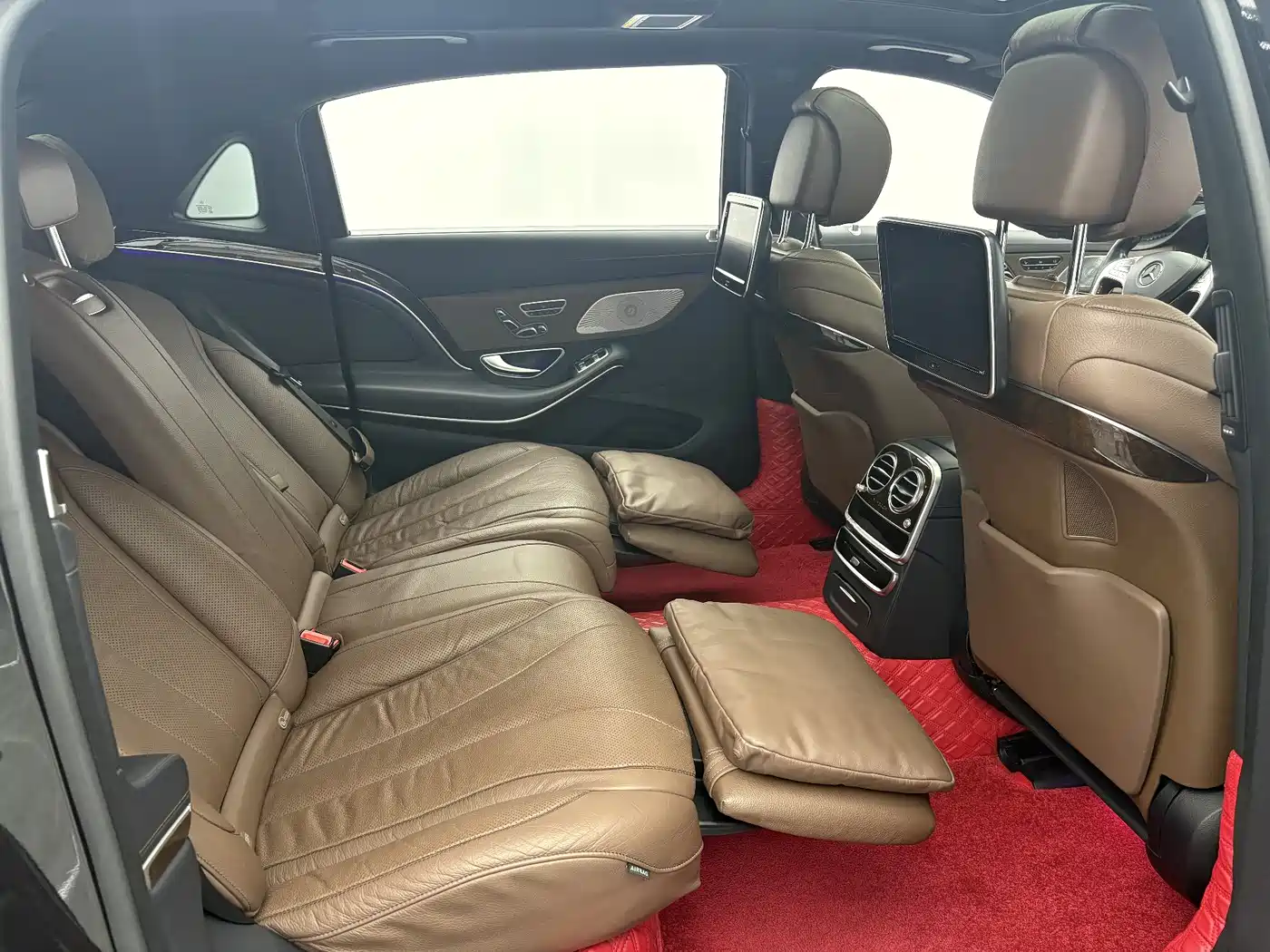 Mercedes-Benz Maybach S-Class 2015 S 400 4MATIC фото 15