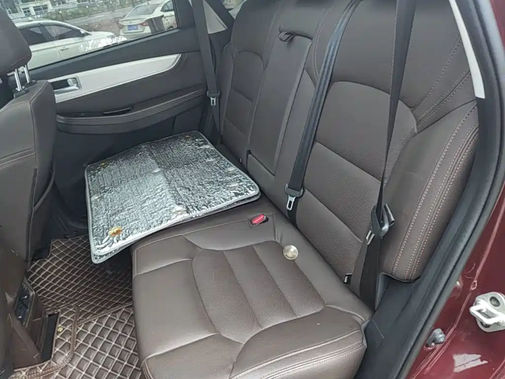Dongfeng Fengxing Jingyi X5 2018 2017 Joy Series 1.5T CVT Smart Connect